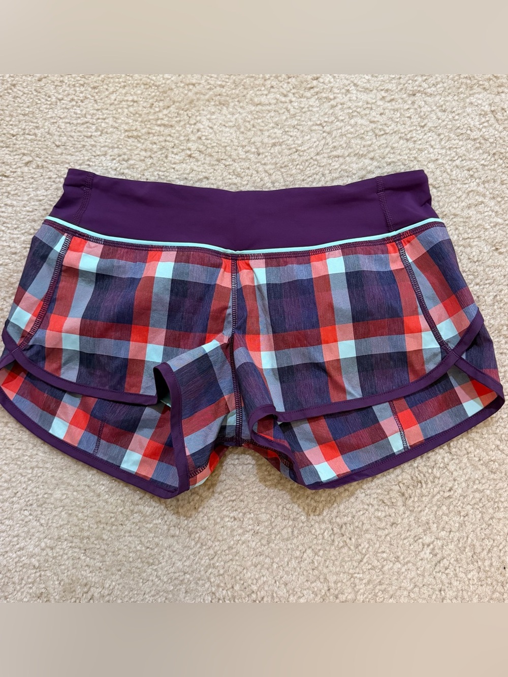 Lululemon Run: Speed Short Berry Yum Yum Women's Size 4 NWOT